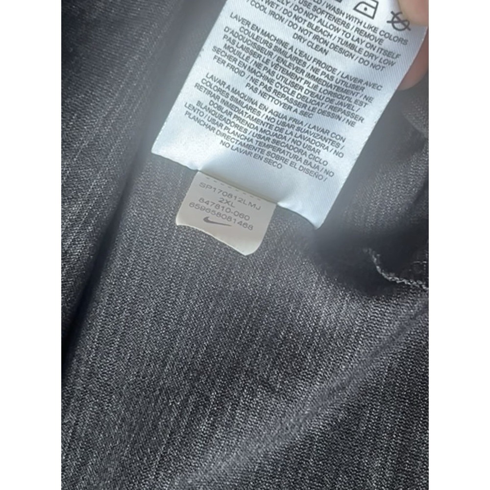 The Nike Tee Half Sleeve Mens XXL Dri Fit Heather Gray - Picture 5 of 12